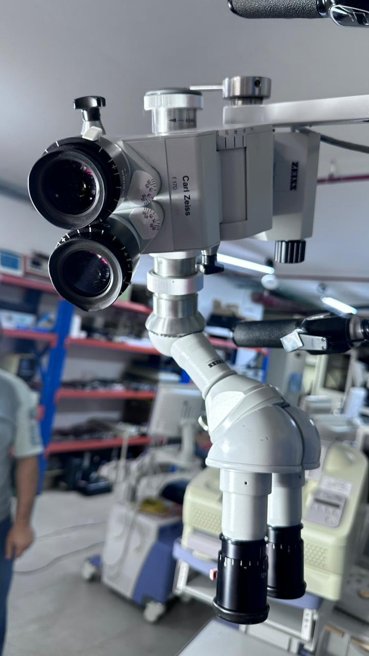 Operating Microscope (Surgical Microscope) – Floor Stand Type