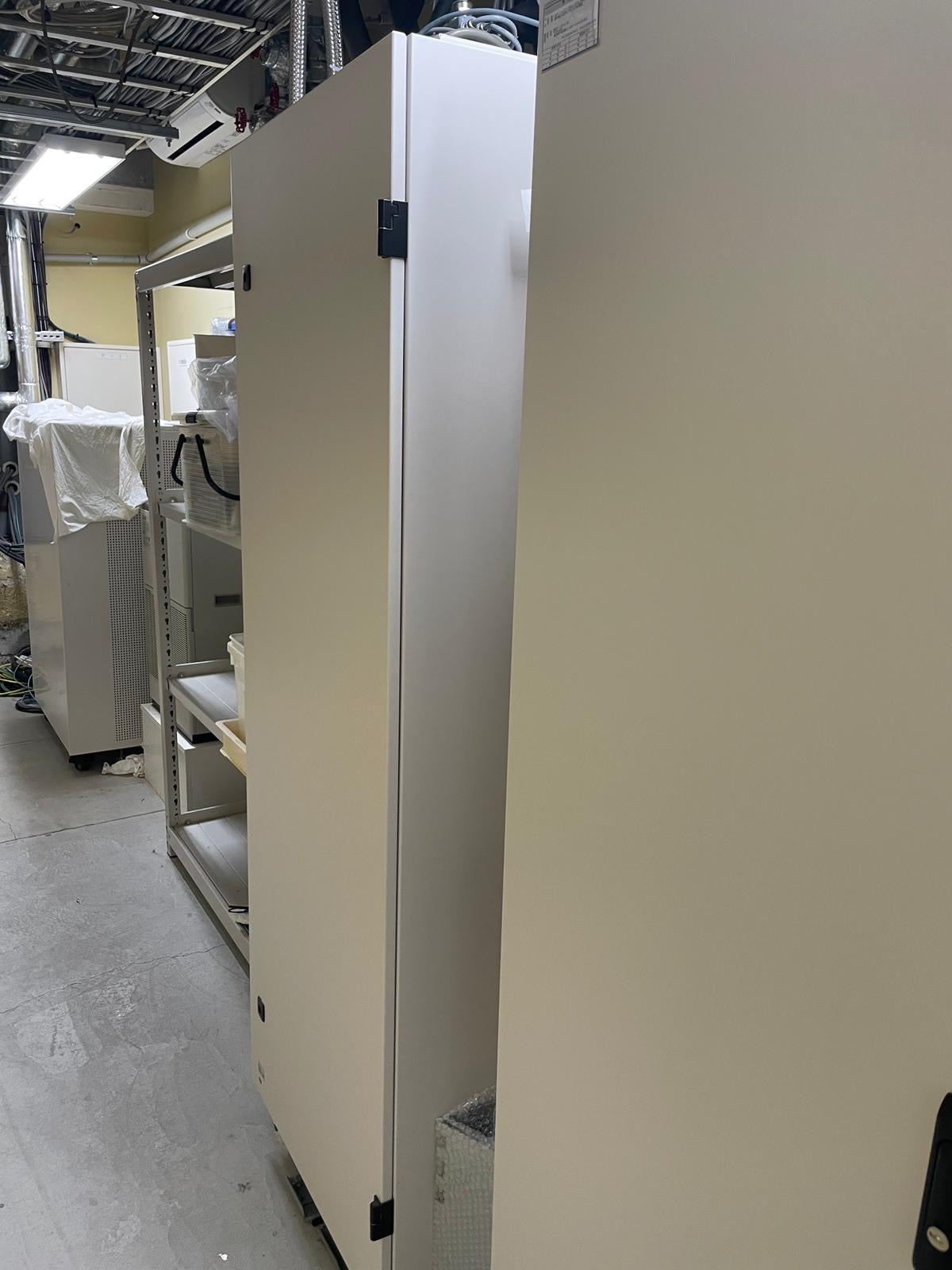 Canon Vantage Galan 1.5T MRI System