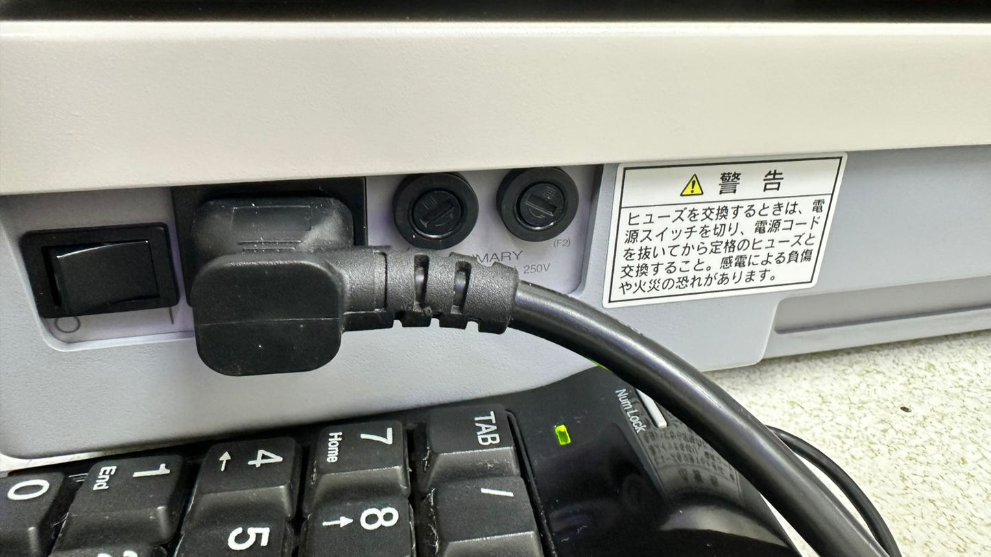 TRC NW300 Retinal camera