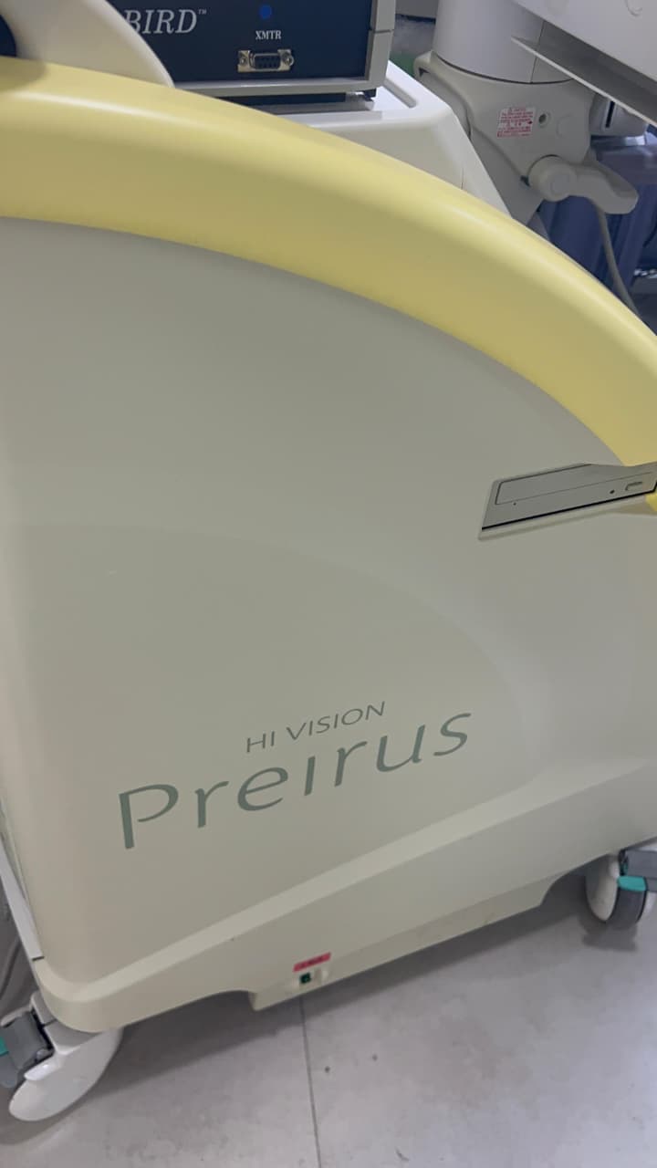 Hitachi Hi Vision preirus ultrasound convex and linear probe