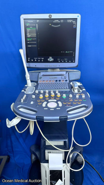 Ge voluson S8 ultrasound with convex and TVS probe (2012)
