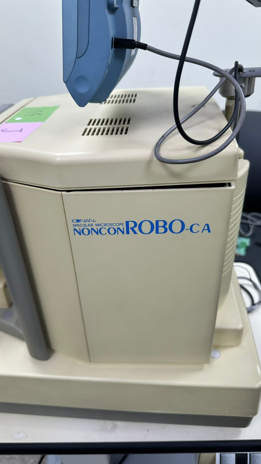 KONAN NONCON ROBO-CA Specular Microscope.