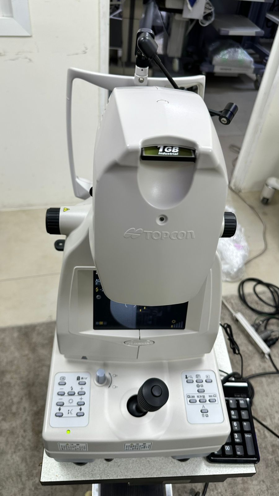 TRC NW300 Retinal camera